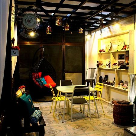 Tagaytay Garden Budgetel - City Center Tagaytay City Bagian luar foto