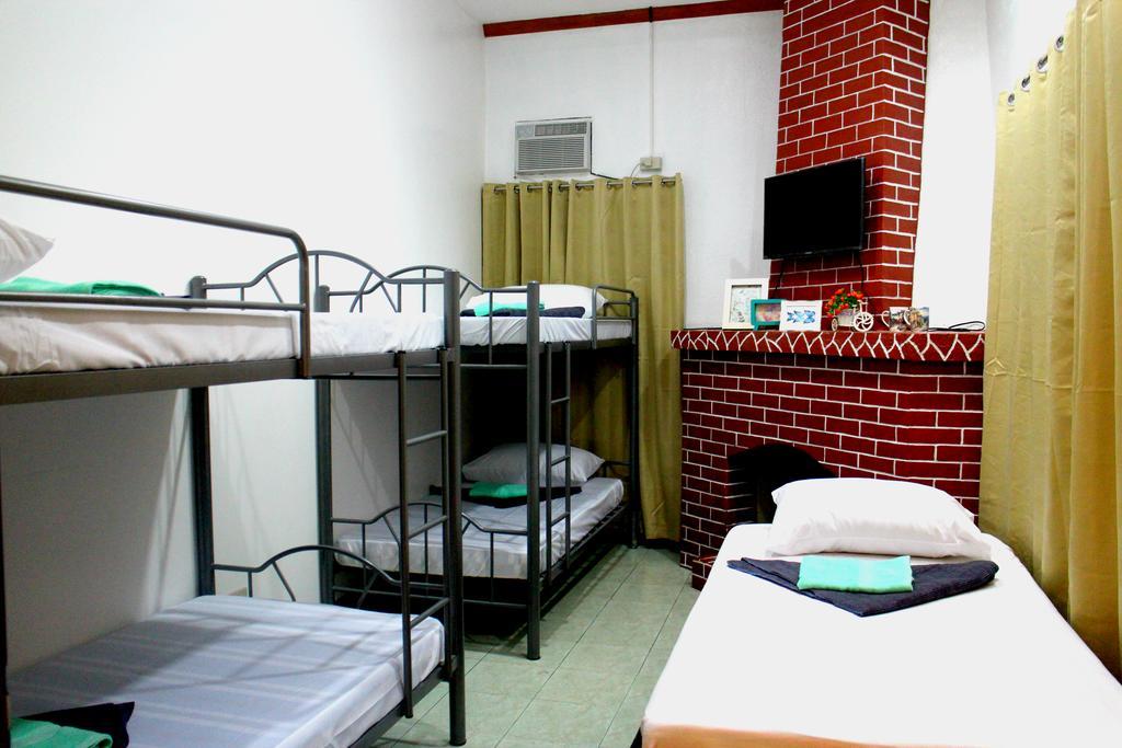 Tagaytay Garden Budgetel - City Center Tagaytay City Ruang foto